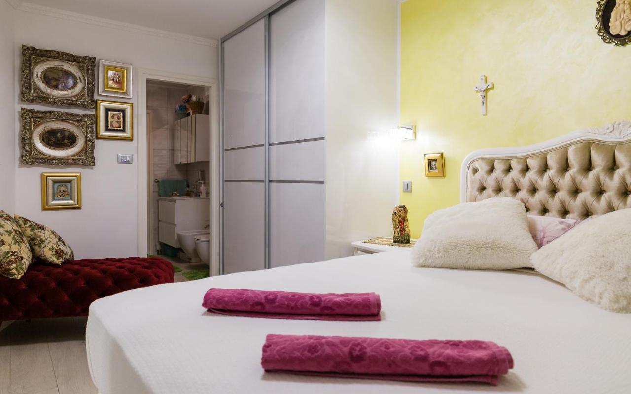 Luxury Apartment Sara Umag Exterior photo